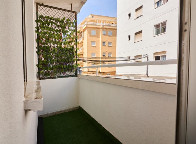 Wiederverkauf - Wohnung - Torrevieja - Torrevieja Centro