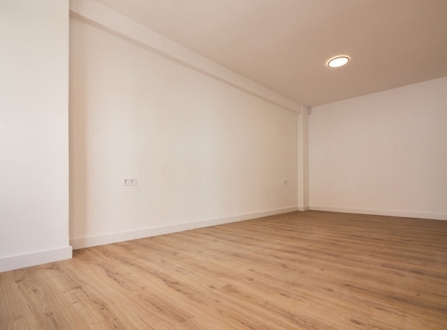 Wiederverkauf - Wohnung - Torrevieja - Torrevieja Centro