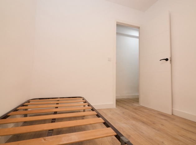 Wiederverkauf - Wohnung - Torrevieja - Torrevieja Centro