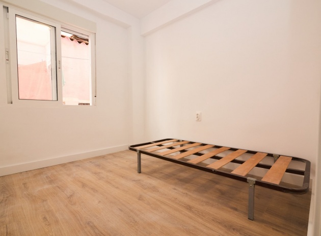 Wiederverkauf - Wohnung - Torrevieja - Torrevieja Centro