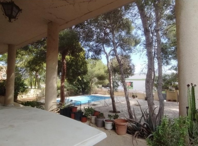Återförsäljning - Villa - Orihuela - Los Balcones