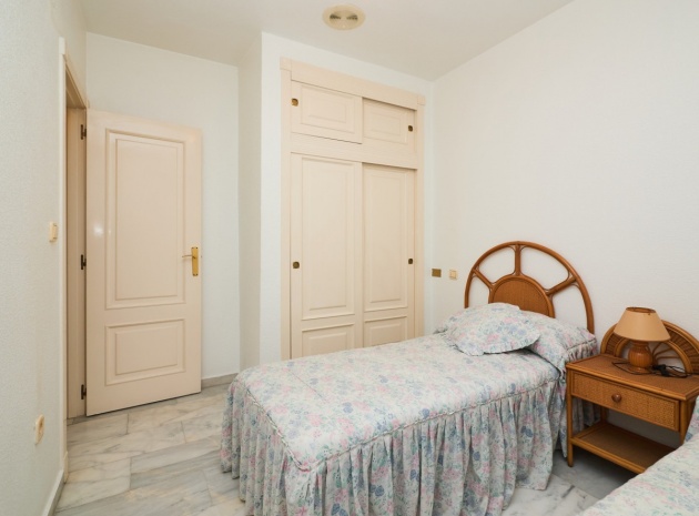 Wederverkoop - Appartement - Torrevieja - Playa De Los Locos