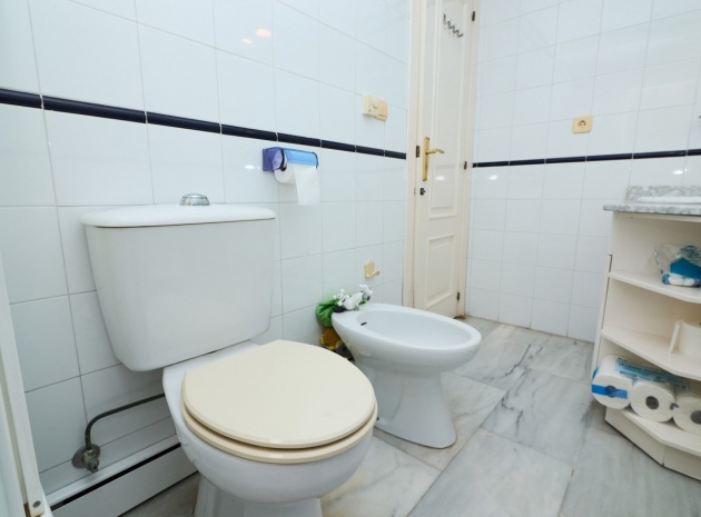 Wederverkoop - Appartement - Torrevieja - Playa De Los Locos