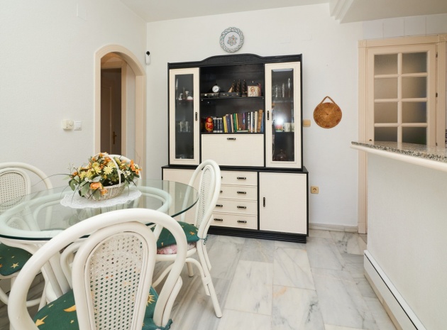 Wederverkoop - Appartement - Torrevieja - Playa De Los Locos