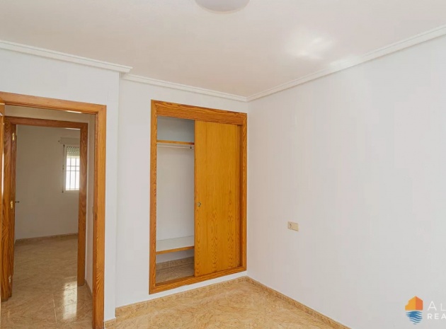 Wiederverkauf - Wohnung - Torrevieja - Torrevieja Centro