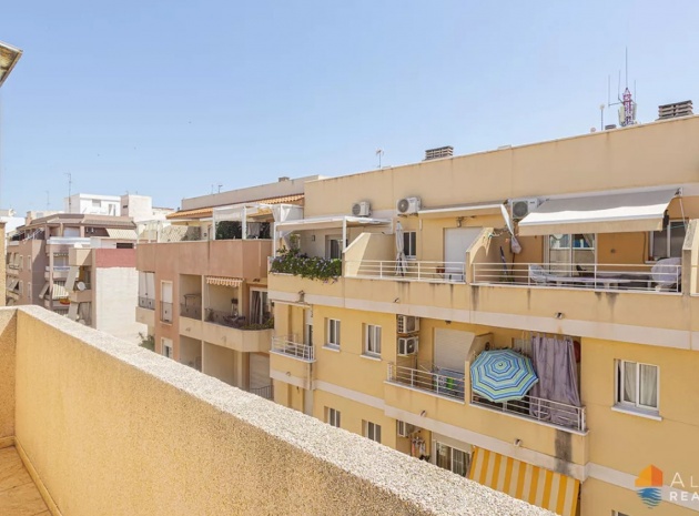 Wiederverkauf - Wohnung - Torrevieja - Torrevieja Centro