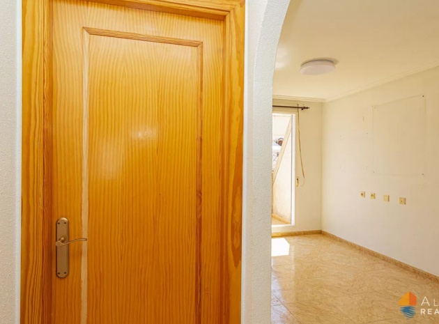 Wiederverkauf - Wohnung - Torrevieja - Torrevieja Centro