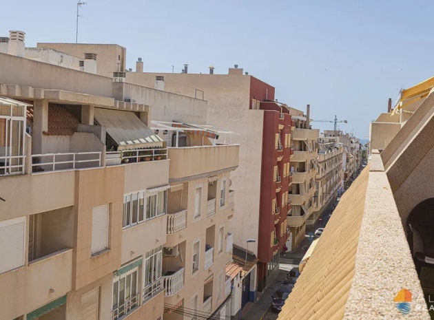 Wiederverkauf - Wohnung - Torrevieja - Torrevieja Centro