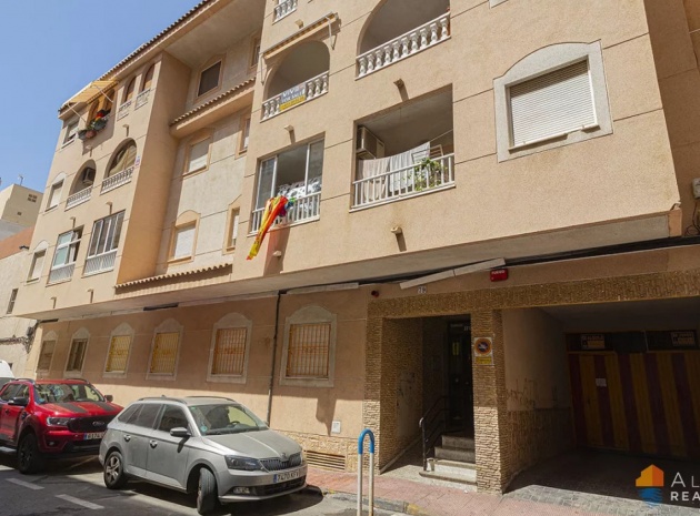 Wiederverkauf - Wohnung - Torrevieja - Torrevieja Centro
