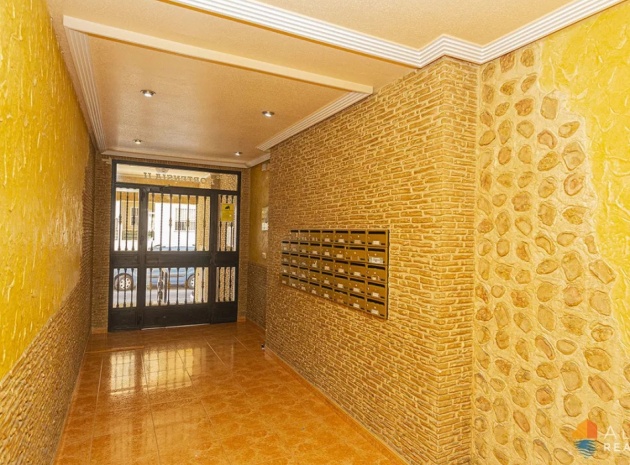 Wiederverkauf - Wohnung - Torrevieja - Torrevieja Centro