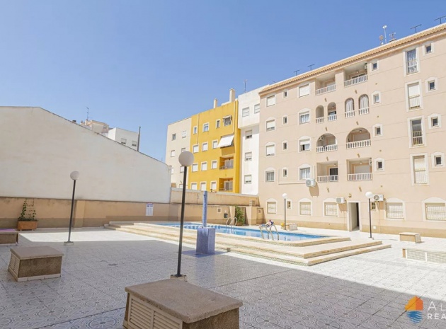 Wiederverkauf - Wohnung - Torrevieja - Torrevieja Centro