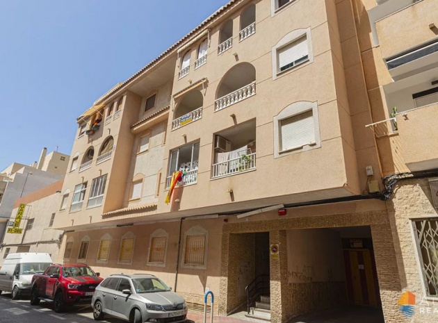 Wiederverkauf - Wohnung - Torrevieja - Torrevieja Centro