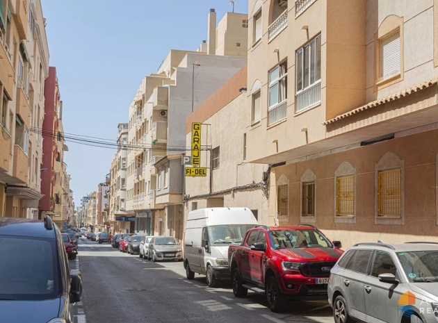 Wiederverkauf - Wohnung - Torrevieja - Torrevieja Centro