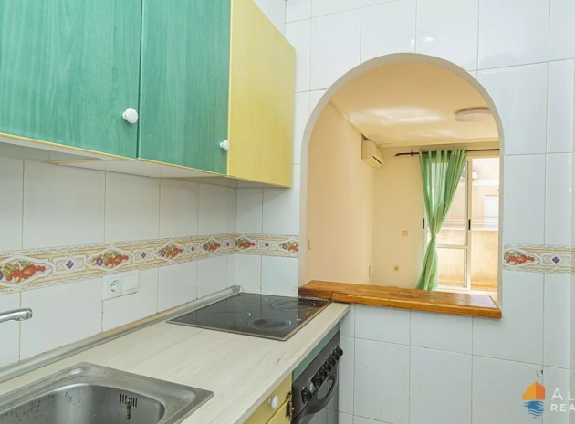 Wiederverkauf - Wohnung - Torrevieja - Torrevieja Centro