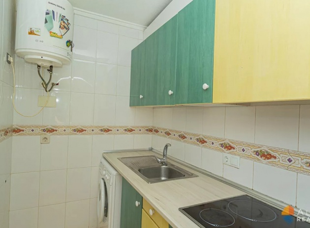 Wiederverkauf - Wohnung - Torrevieja - Torrevieja Centro