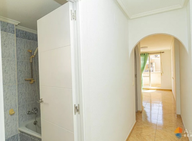 Wiederverkauf - Wohnung - Torrevieja - Torrevieja Centro