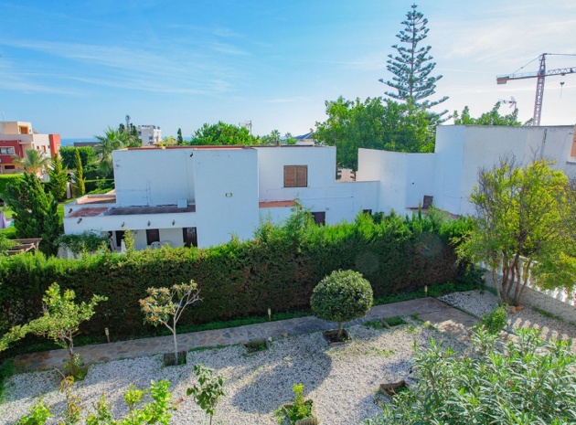 Resale - Villa - Torrevieja - Torre La Mata