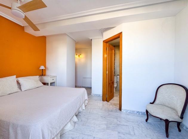 Resale - Villa - Torrevieja - Torre La Mata
