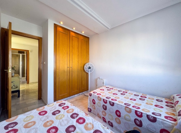 Resale - Villa - Torrevieja - Torre La Mata