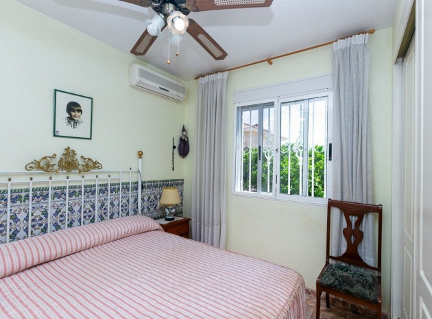 Revente - Villa - Orihuela - Orihuela Costa
