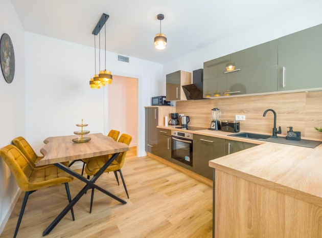 Resale - Apartment - Torrevieja - Playa Del Cura