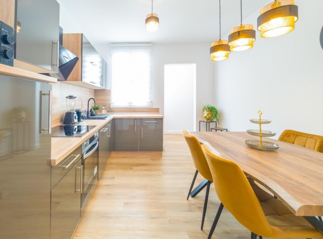 Resale - Apartment - Torrevieja - Playa Del Cura