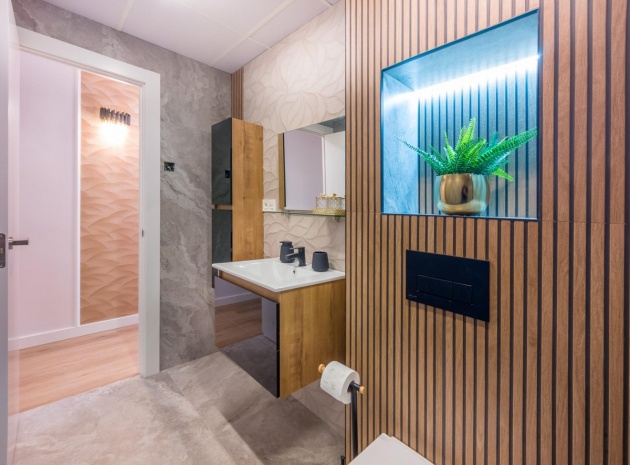Resale - Apartment - Torrevieja - Playa Del Cura