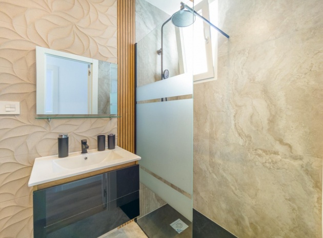 Resale - Apartment - Torrevieja - Playa Del Cura