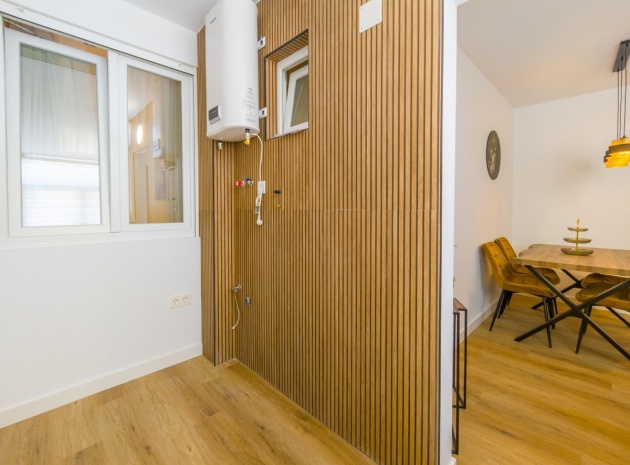 Resale - Apartment - Torrevieja - Playa Del Cura