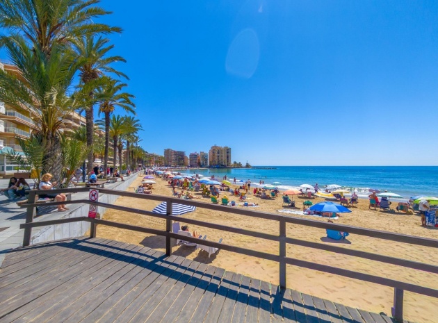 Resale - Apartment - Torrevieja - Playa Del Cura