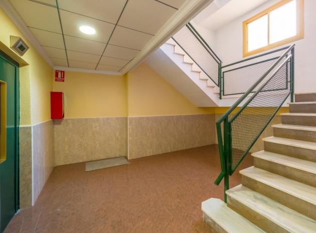 Resale - Apartment - Torrevieja - Playa Del Cura