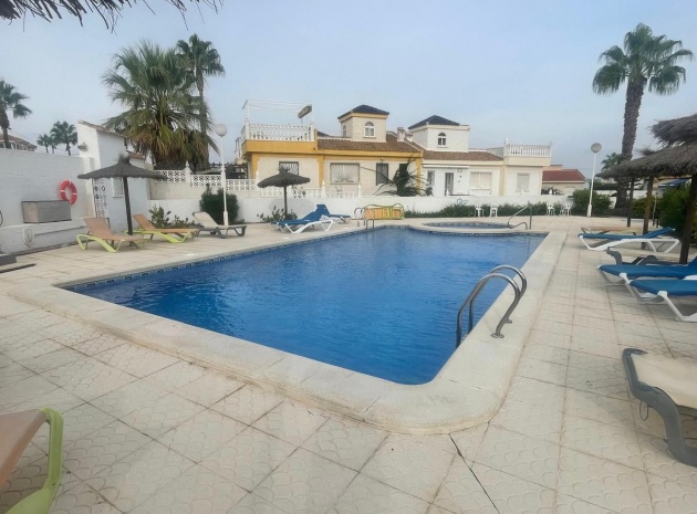 Återförsäljning - Villa - Rojales - Ciudad Quesada