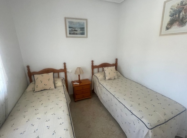 Återförsäljning - Villa - Rojales - Ciudad Quesada