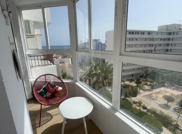 Återförsäljning - Lägenhet - Torrevieja - La Mata