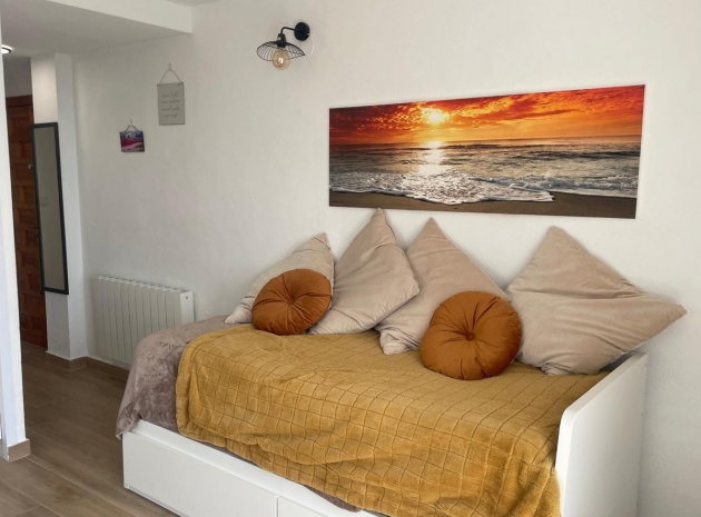 Återförsäljning - Lägenhet - Torrevieja - La Mata