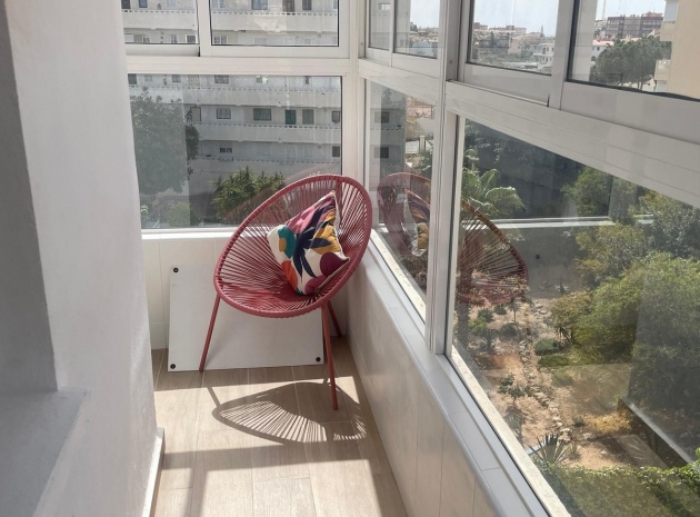 Återförsäljning - Lägenhet - Torrevieja - La Mata