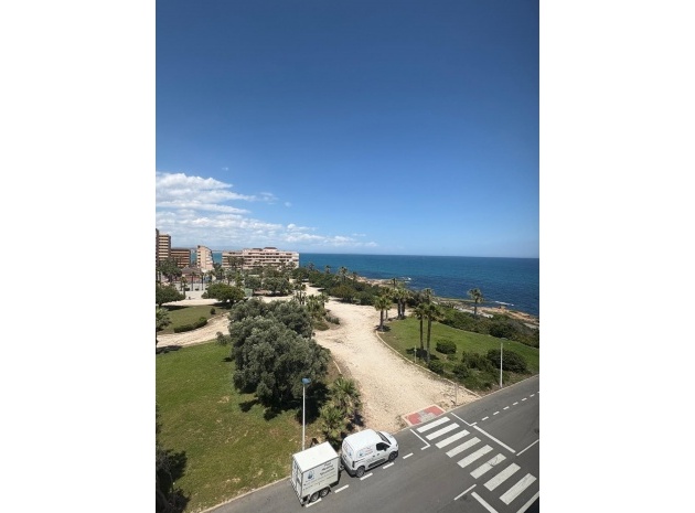 Återförsäljning - Lägenhet - Torrevieja - Torrevieja Centro