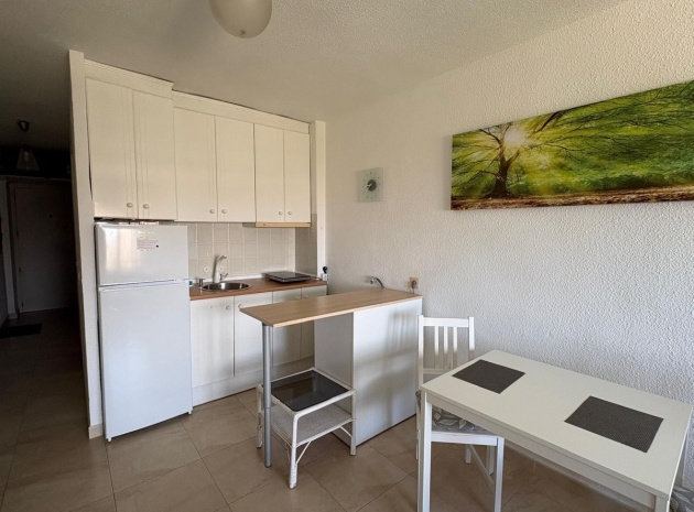Återförsäljning - Lägenhet - Torrevieja - Torrevieja Centro