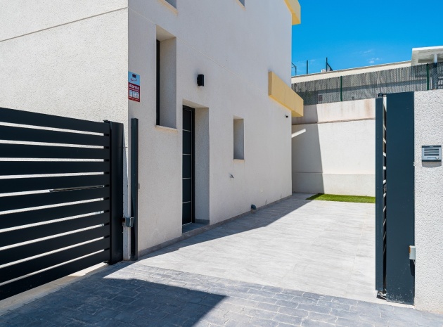 Återförsäljning - Villa - Los Montesinos - La Herrada