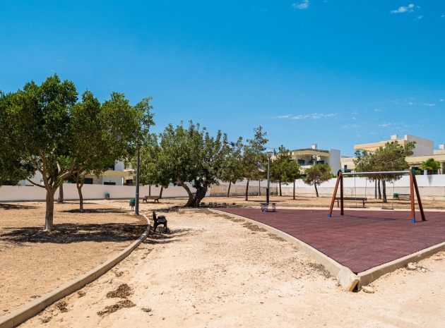Återförsäljning - Villa - Los Montesinos - La Herrada