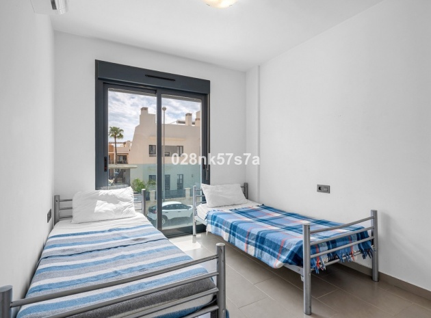 Wiederverkauf - Wohnung - Orihuela - La Zenia