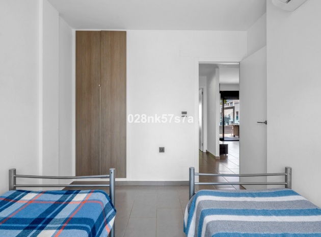 Wiederverkauf - Wohnung - Orihuela - La Zenia
