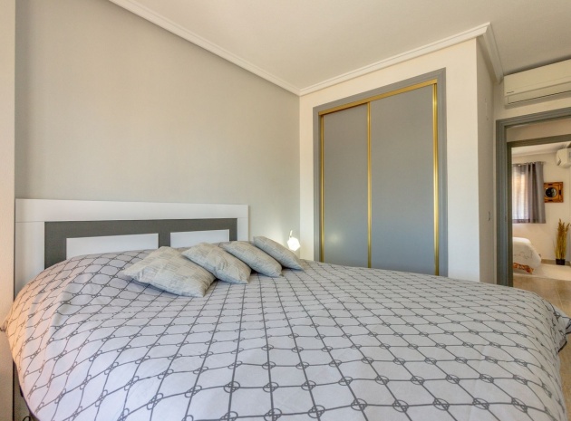 Wiederverkauf - Villa - Orihuela - Orihuela Costa