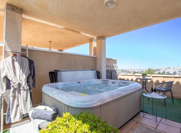 Wiederverkauf - Villa - Orihuela - Orihuela Costa