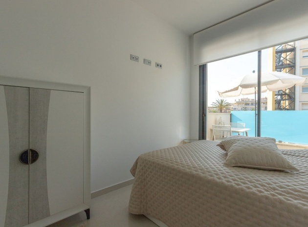 Wiederverkauf - Wohnung - Torrevieja - Torrevieja Centro