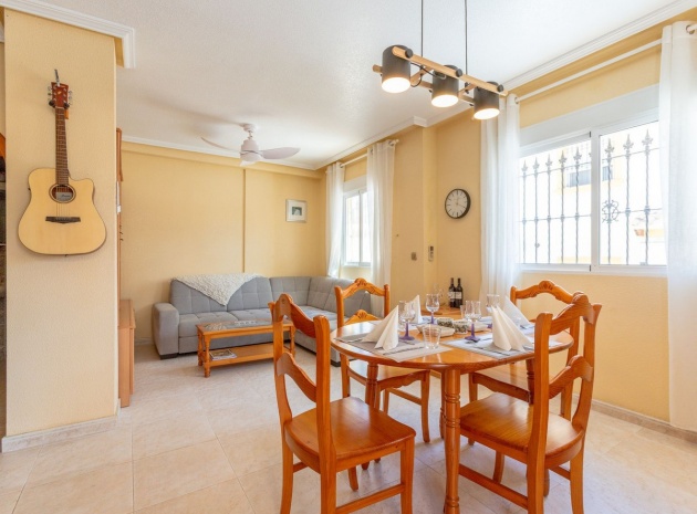 Wiederverkauf - Villa - Orihuela - La Zenia