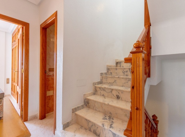 Wiederverkauf - Villa - Orihuela - La Zenia