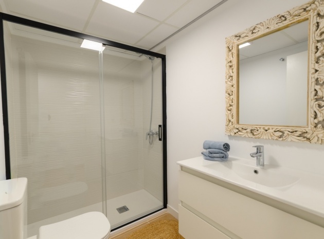 Wiederverkauf - Wohnung - Torrevieja - Torrevieja Centro