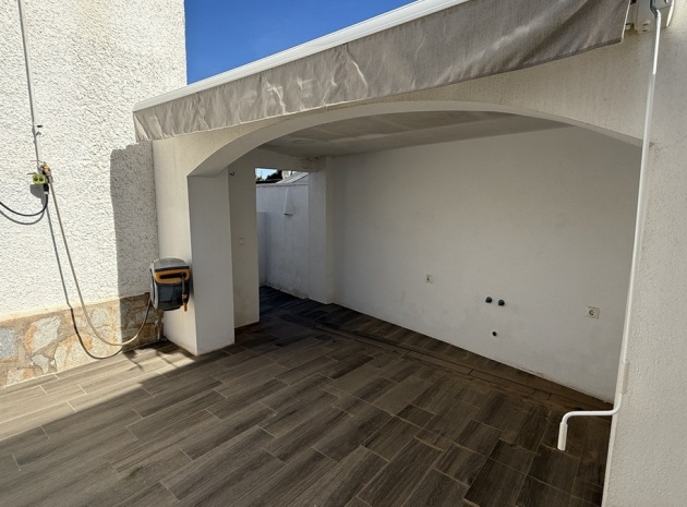 Wiederverkauf - Villa - Orihuela - Villamartin