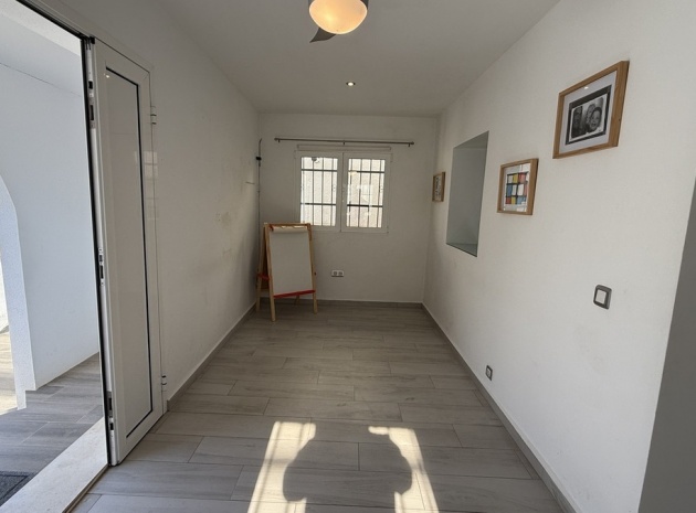 Wiederverkauf - Villa - Orihuela - Villamartin
